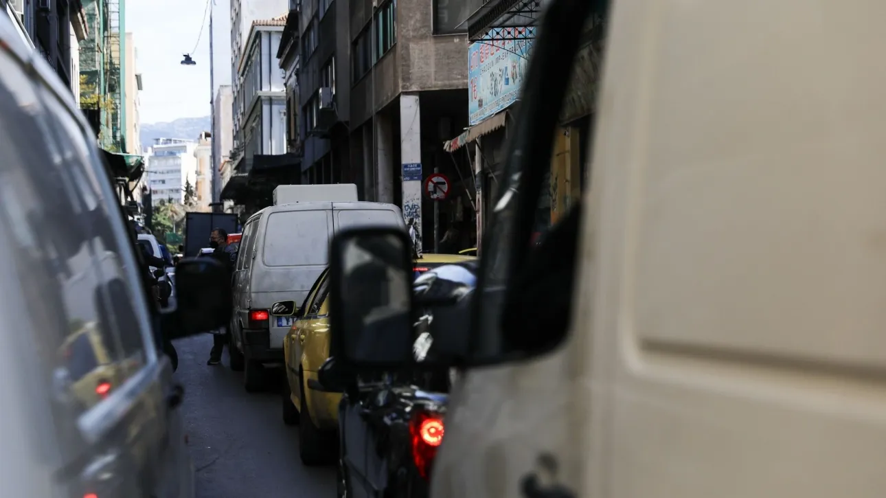 حركة المرور: فوضى في وسط أثينا - ازدحام مروري في كيفيسوس و كيفيسياس