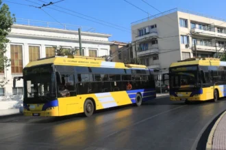 اضطرابات بسبب حريق صغير في حافلة ترولي على طريق فاسيليسيس صوفيا بالقرب من مافيلي