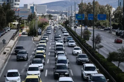 حركة المرور: ازدحام مروري في كيفيسوس - تأخيرات طويلة في أتيكي أودوس