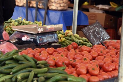 لا توجد أسواق لسلع الفواكهه و الخضروات يوم الأربعاء ٣ ديسمبر