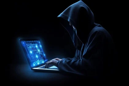 اعتقال شاب يبلغ من العمر ١٩ عامًا في أتيكا بتهمة الانتقام من قاصر