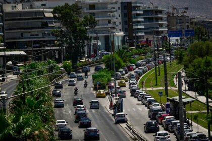 قيود مرورية يوم الاربعاء على شارع بوسيدونوس بسبب أعمال الطرق