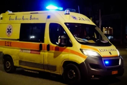 إيفيا: وفاه سائق شاحنه بعد انحراف سيارته و سقوطها من فوق جسر