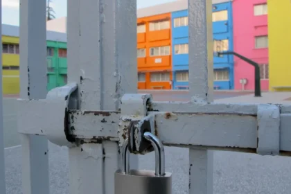 متى تغلق المدارس أبوابها لعطلة عيد الميلاد؟