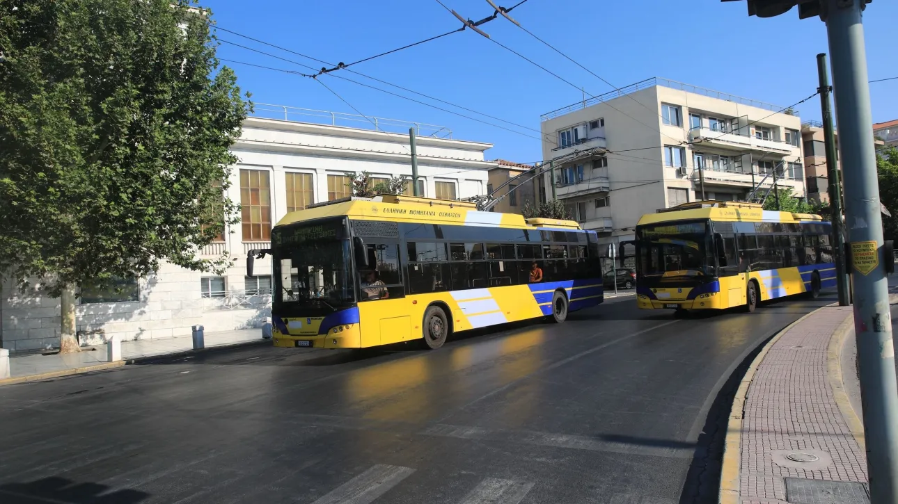 بدء "تجديد" النقل الحضري - تفكيك كابلات الترولي يبدأ يوم الأحد