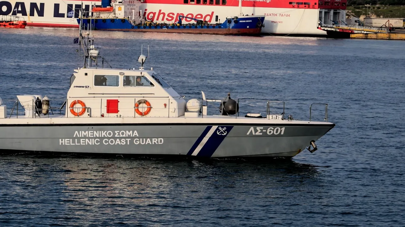 أنقذ خفر السواحل ١٣١ مهاجراً في غافدوس و تم نقلهم إلى ميناء الجزيرة