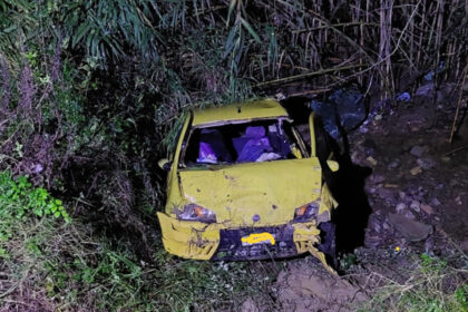 توفيت امرأة في حادث سيارة في كورفو