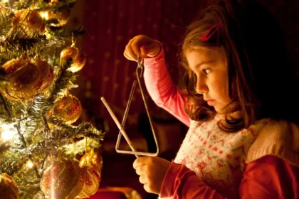 متى تغلق المدارس أبوابها في عيد الميلاد؟ و متى يعود الطلاب إلى مدارسهم؟