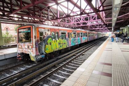 محاولة انتحار في محطة القطار و إغلاق ثلاث محطات