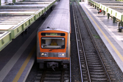 تدفق المياه إلى خط الكهرباء بين فاليرو و موسخاتو: إغلاق محطتي كاليثيا و موسخاتو