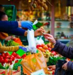 إضراب مفتوح على مستوى البلاد في أسواق المزارعين ابتداءً من ٧ يناير