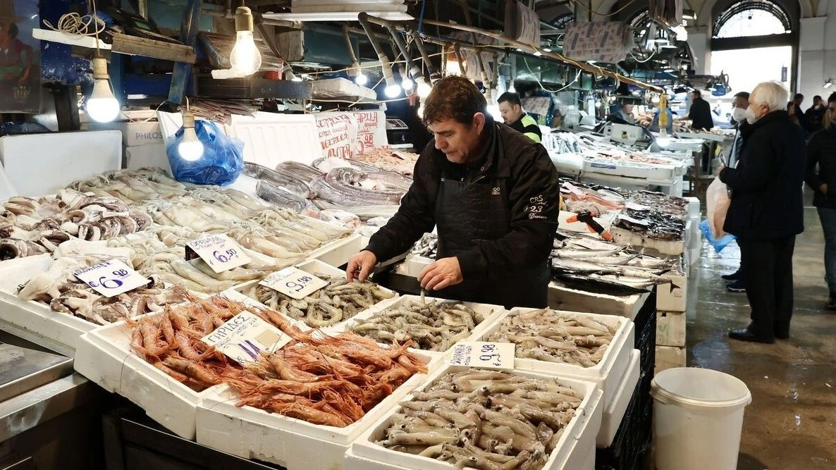 الاثنين النظيف: ما هي المتاجر التي تعمل بشكل طبيعي؟ - سوق فارفاكيوس مفتوح حتى الظهر