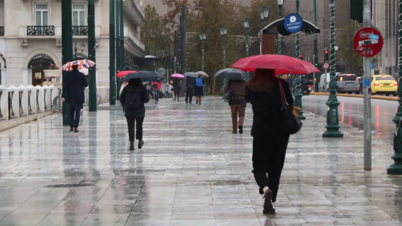 الطقس: غير مستقر مع هطول أمطار في بعض المناطق - انخفاض طفيف في درجة الحرارة