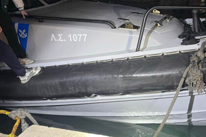 غرق سفينة في خيوس: مغربي متهم بتهريب المهاجرين مُنح مهلة ٢٤ ساعة للمثول أمام المحكمة