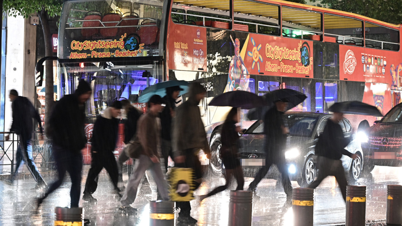بعد منتصف الليل ستشهد أتيكا هطول أمطار و هي المناطق التي دخلت حالة التأهب القصوى
