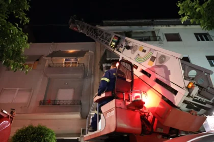 حريق في شقة بمنطقه جيزي إثر انفجار أسطوانة غاز - نقل أحد السكان المسنين إلى المستشفى مصاباً بحروق