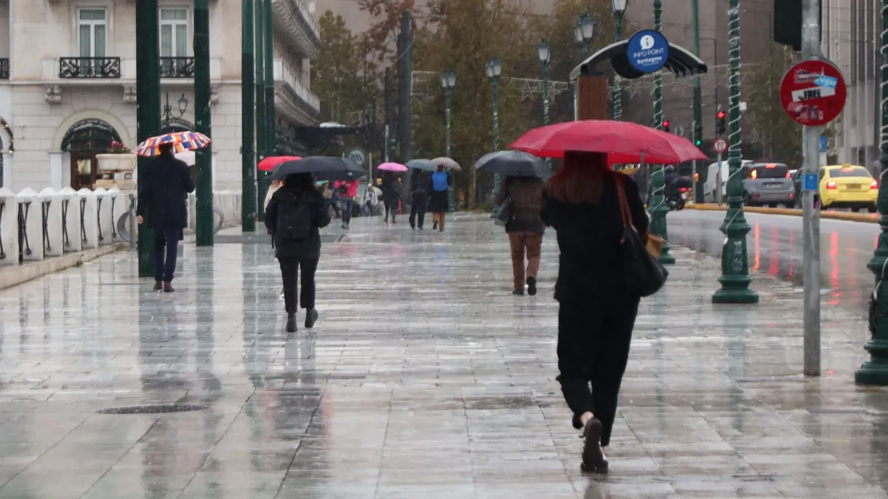 الطقس: غائم، ممطر و رياح قوية - انخفاض طفيف في درجة الحرارة