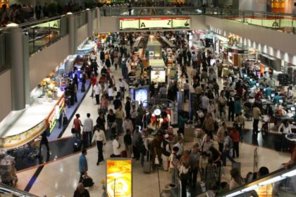 وزارة الخارجية في حالة تأهب لإعادة اليونانيين من الشرق الأوسط - إجلاء جماعي فور استئناف الرحلات الجوية