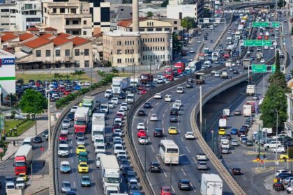 حركة المرور على الطرق: ازدحام مروري على طريق كيفيسوس بسبب حوادث المرور في وسط أثينا - تأخيرات تصل إلى 30 دقيقة على طريق أتيكي أودوس