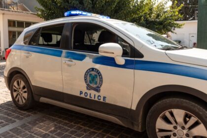اعتقال أربعة من أفراد العصابات الذين قاموا بسرقة متاجر و منازل في لاريسا