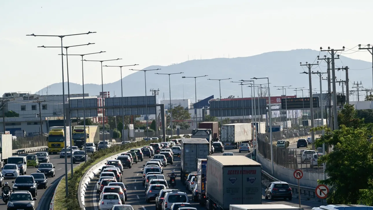 حركة المرور: لا تزال كيفيسوس غير قابلة للوصول اليوم - تأخيرات طويلة على طريق أتيكي أودوس
