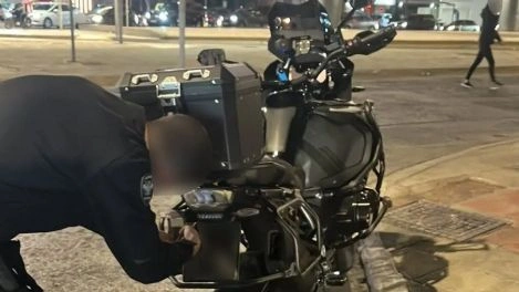 أجرت شرطة مرور أتيكا أكثر من ٤٤٦٠٠ عملية تفتيش و ألقت القبض على ٢٤ سائقاً