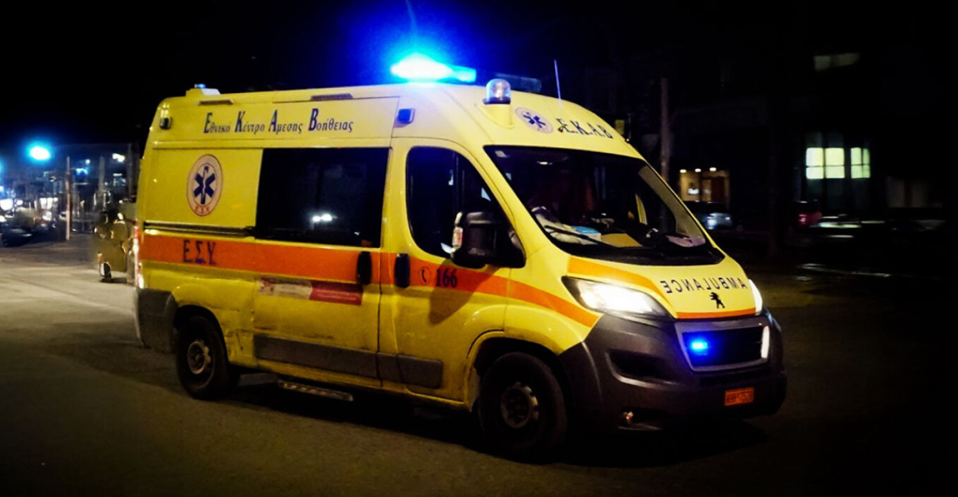 حادث تصادم بين سيارة و دراجة نارية في كوروبي: إصابة شخصين و سائق يبلغ من العمر ٢١ عامًا في حالة خطيرة