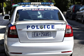 إلقاء القبض على شخصين بتهمة الاتجار بالمخدرات في باترا و ضبط أكثر من كيلوغرامين من القنب و سلاح ناري