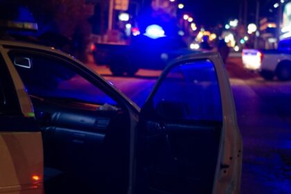 مطاردة عرضية في فاليرو: سيارة مشتبه بها تصطدم بسيارة دورية و تهرب