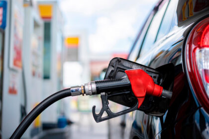 غرامات بقيمة ٥٤ ألف يورو على تسع محطات وقود لانتهاكها الحد الأقصى للربح