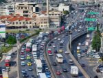 حركة المرور المباشرة في الشوارع الآن: طوابير تمتد كيلومترات في كيفيسوس و ازدحام مروري متزايد على طرق أتيكي أودوس و ميسوجيون و كيفيساس