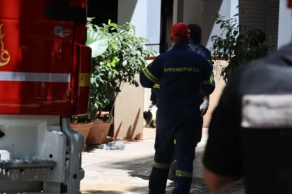 حريق في فندق بأومونيا - تقارير عن أشخاص محاصرين في الشرفات