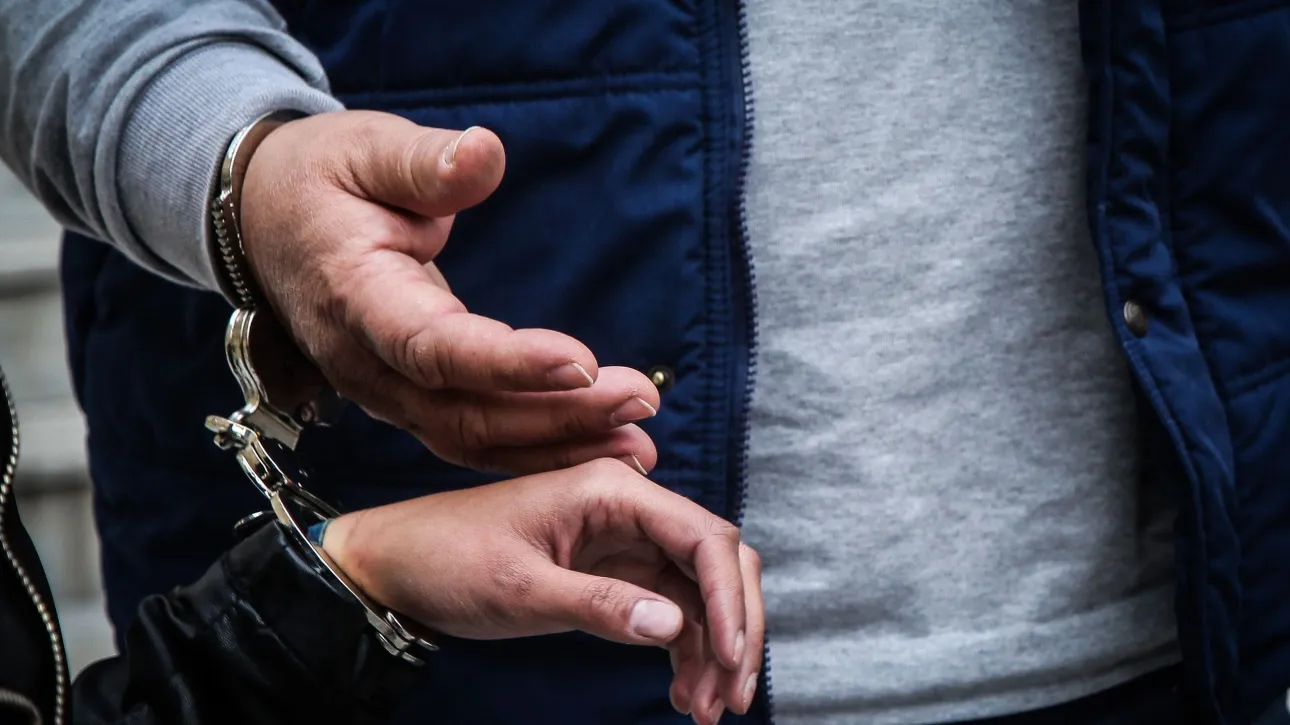 إلقاء القبض على تركيين اثنين بحوزتهما وثائق سفر مزورة قبل رحلة جوية إلى إيطاليا