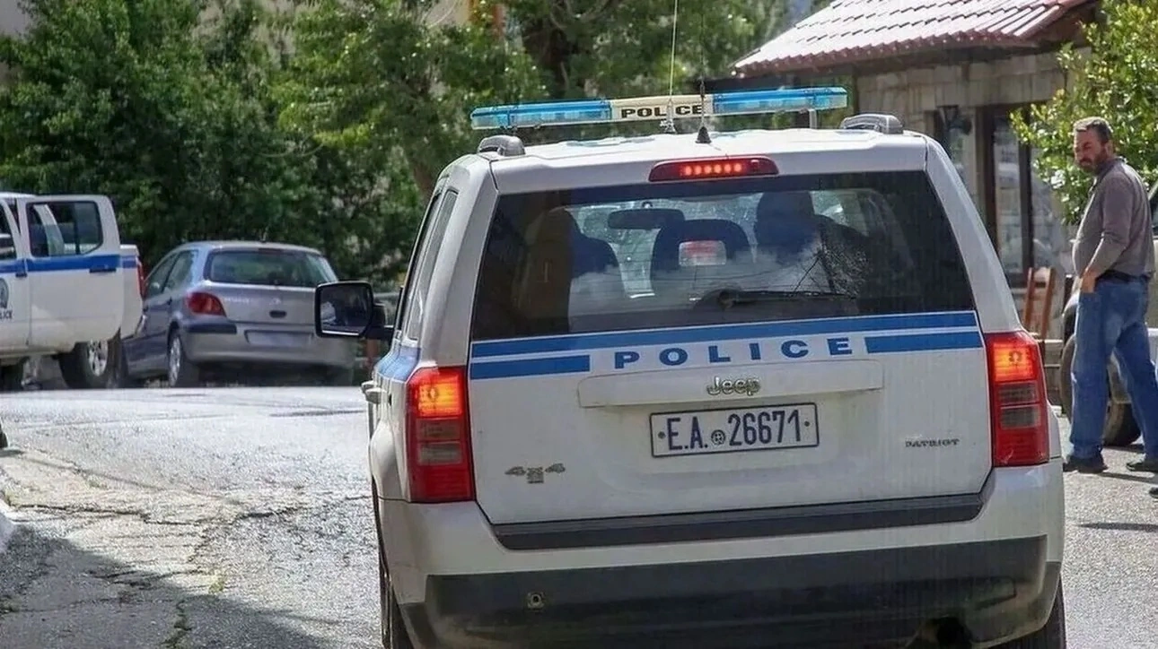 إلقاء القبض على سبعة قاصرين في سيريس بتهمة السطو على المتاجر و المركبات