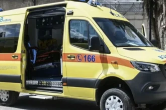 حادث سير خطير في لاريسا: إنقاذ خمسة مصابين بعد تصادم مركبات