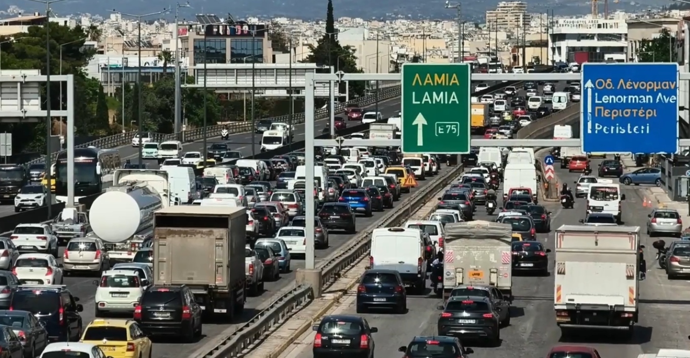 حركة المرور طبيعية على طريق كيفيسوس بعد الحادث في ميتامورفوسي