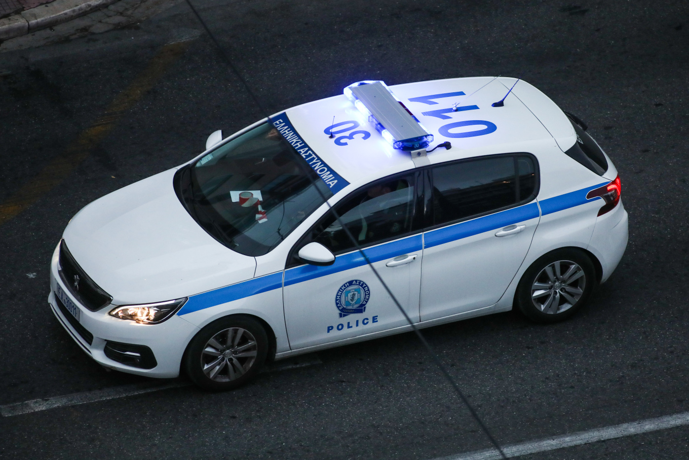 ثلاثة متهمين بالزراعة و الاتجار بالقنب في أتيكا و تجاوزت أرباحهم ٩٠ ألف يورو
