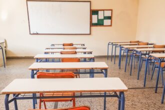 شهادة لغة حكومية مجانية للغات الإنجليزية و الفرنسية و الإيطالية و الألمانية لطلاب الصف الثالث