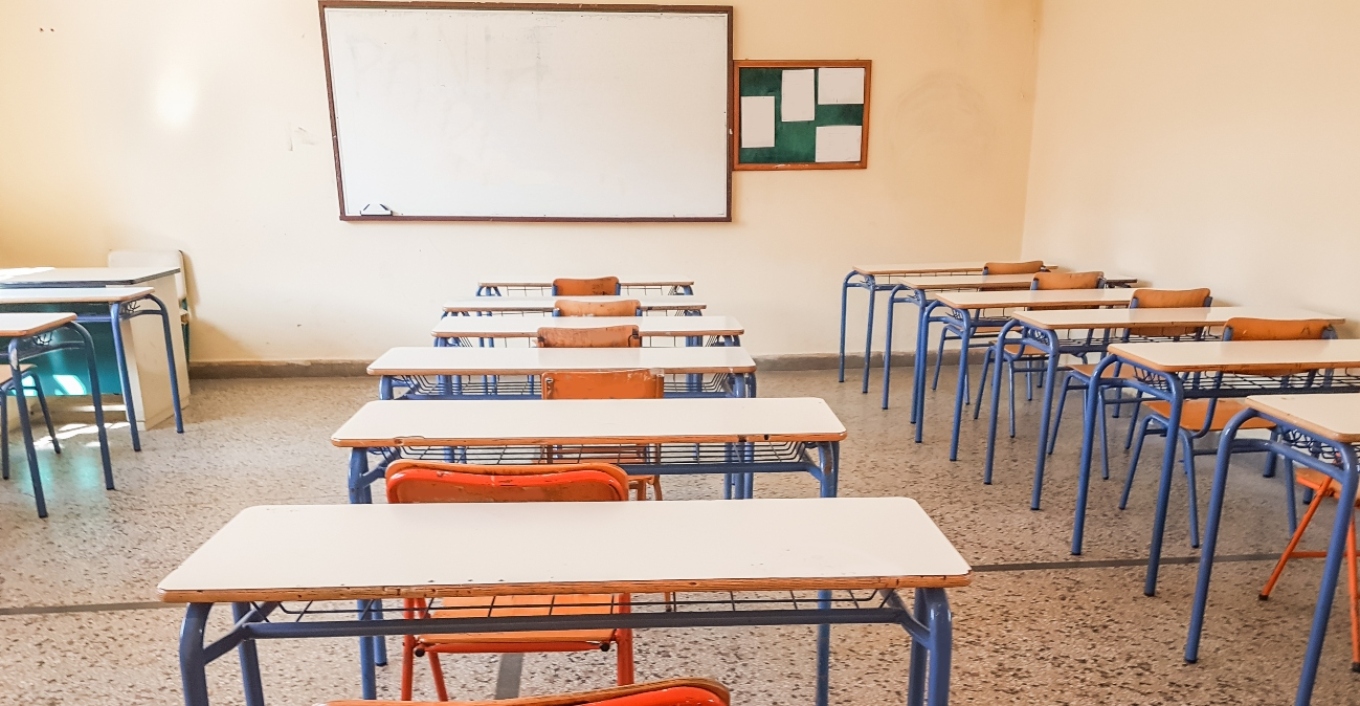 شهادة لغة حكومية مجانية للغات الإنجليزية و الفرنسية و الإيطالية و الألمانية لطلاب الصف الثالث