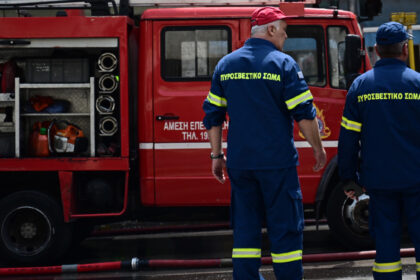 اعتقال شخصين بتهمة إشعال حريق في زاكينثوس و شخصين آخرين بتهمة إشعال النار في أماكن الشواء في أتيكا و ليسفوس