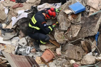 مأساة لا يمكن تصورها في بلاكا: قتلى و ستة مفقودين جراء الانفجار الذي وقع في مبنى من ثلاثة طوابق