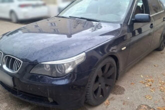 مطاردة مهرب قام بنقل ١٠ مهاجرين إلى إيفروس