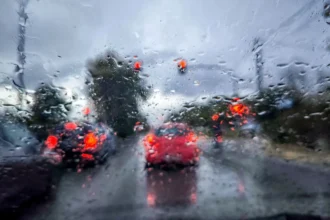 طقس سيئ على موجتين: أمطار في أتيكا أيضاً - أين ستضرب هذه الظاهرة الشديدة؟